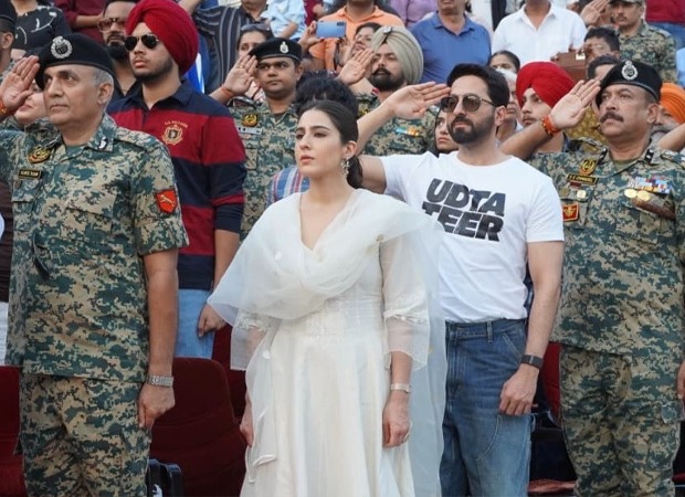 Ayushmann Khurrana, Sara Ali Khan visit Attari-Wagah border to promote Udta Teer : Bollywood News Ayushmann Khurrana, Sara Ali Khan visit Attari-Wagah border to promote Udta Teer : Bollywood News